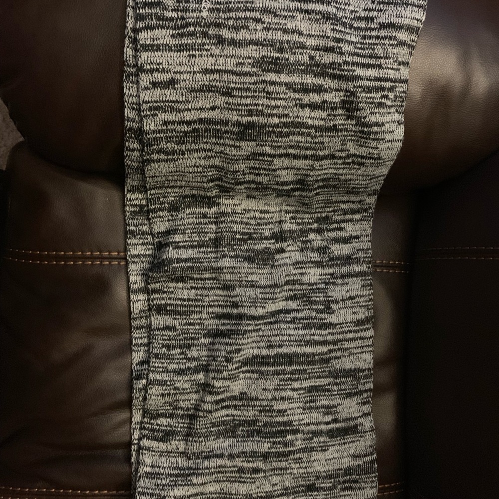 Infinity scarf - Picture 3 of 3